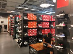 -上品折扣(回龙观店)