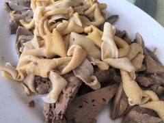 白切鸡杂-强记湛江鸡饭店·二十七年老字号(拱北店)