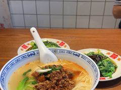 -辣肉面大王(天平路店)