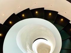 -瑰丽酒店·海吧·天际下午茶·现场DJ·天台酒吧
