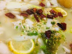 -乐达酸菜鱼面(山师东路店)