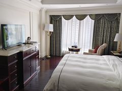 -茂名熹龙国际大酒店(人民广场高铁站店)