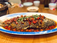 -有红鸡毛店·川菜(建设路店)