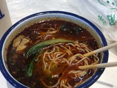 -中东大市场美食城