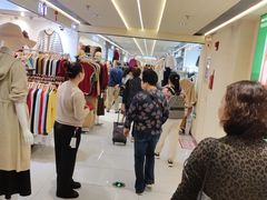 -广州白马服装市场