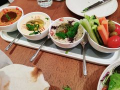 蘸酱拼盘-ELI FALAFEL Lebanese&Mediterranean黎巴嫩美食(富城路店)