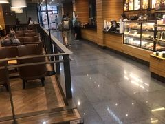 面包甜点陈列柜-星巴克(上海交通大学店)