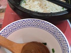 -妈妈故事米线(市府恒隆店)