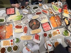 -海底捞火锅(新松江路生日主题店)
