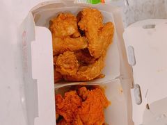 -BHC炸鸡(明洞总店)