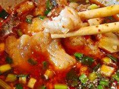 -肖肖酸萝卜鱼火锅(总店)