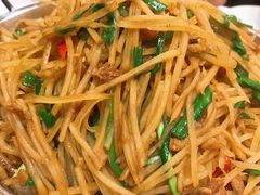 石板肉渣土豆丝-肥肥小厨(咸阳路店)