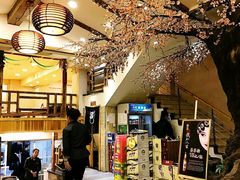 -青瓦餐厅·生鱼片·韩园烤肉(西塔店)