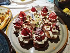 草莓忌廉华夫饼-BE BRIGHT KITCHEN(正佳广场店)