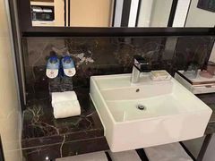 -上海尊茂酒店