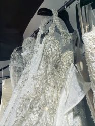 -城市花园婚纱摄影