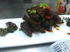 张飞牛肉-鹊华居·地道鲁菜·海鲜·融合味(大明湖店)