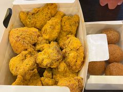 -BHC炸鸡(明洞总店)