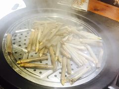 -马路边上·小海鲜烧烤(八一路店)