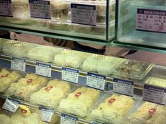 -白玉兰食品甜凤店(合生汇店)