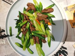 -粤轩楼广式特色餐厅(青岛路店)