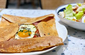 Cheese Bacon Sautéed Mushroom Buckwheat Crepe