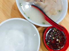 -雷祖芳老妈蹄花店