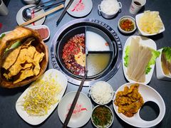 -热火朝天鲜切牛肉火锅(南强街巷店)