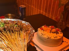 -何师烧烤Pro ·江湖川菜·小龙虾·精酿啤酒(太古里旗舰店)