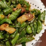 五花肉炒二荆条辣椒！
