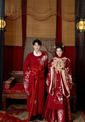 -角色婚纱摄影(中心店)