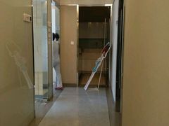 -瑞尔齿科(上海长风大悦城店)