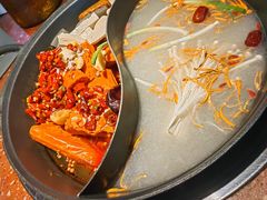 -赵美丽·重庆社区火锅·直营店(火车东站·中豪国际店)