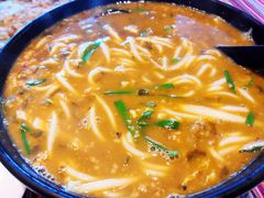 -香巴拉云南餐厅(华莱坞店)