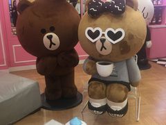 -LINE FRIENDS Garosu-gil Flagship Store