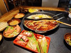 -重庆故事姊妹老火锅(财经学院店)