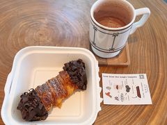 巧克力奶油卷-B&C黄油与面包·THE GARDEN BAKERY概念店(世纪汇店)