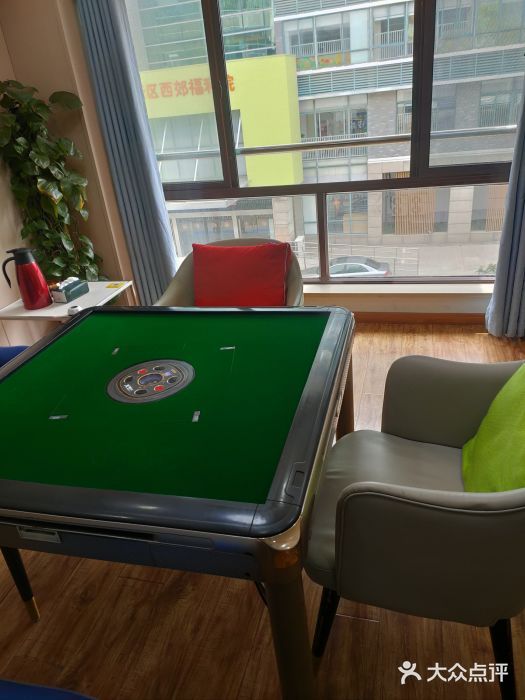 翟韵茶咖棋牌图片