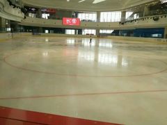 -冠军冰场CHAMPION RINK(环球银泰城店)