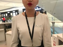 用鼻孔看人的腹黑礼宾女-成都IFS