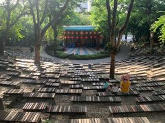 -青青世界
