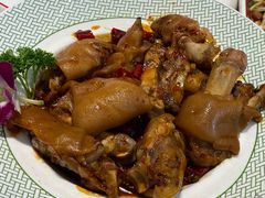 -嗨辣小聚·盘锦河蟹·海鲜烧烤龙虾(盘锦十年好店)