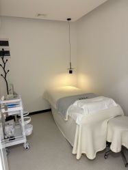 -JNK皮肤管理中心