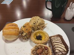 -斑斓西餐厅·自助茶点(高崎机场佰翔花园酒店)