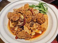 鱼籽豆腐煲-鑫小城故事·藕汤·家常菜(首义店)