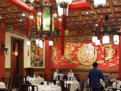-梅龙镇酒家(南京西路总店)