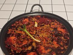 -旧街市鲜货老火锅(大光路店)