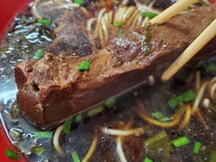 -小龙大肉面馆