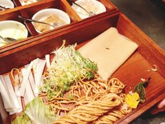 -五谷丰登农家院·地道胶东菜·海鲜烧烤(威海店)