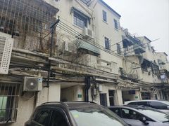 -梅龙镇酒家(南京西路总店)